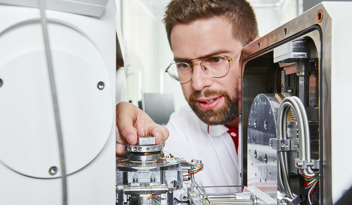 Materialographische Untersuchung auf Poren, Lunkern und Einschlüsse