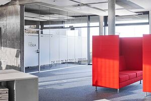 Dienstleistungszentrum für Schadensanalyse und Materialanalysen: Offene und transparente Bauweise