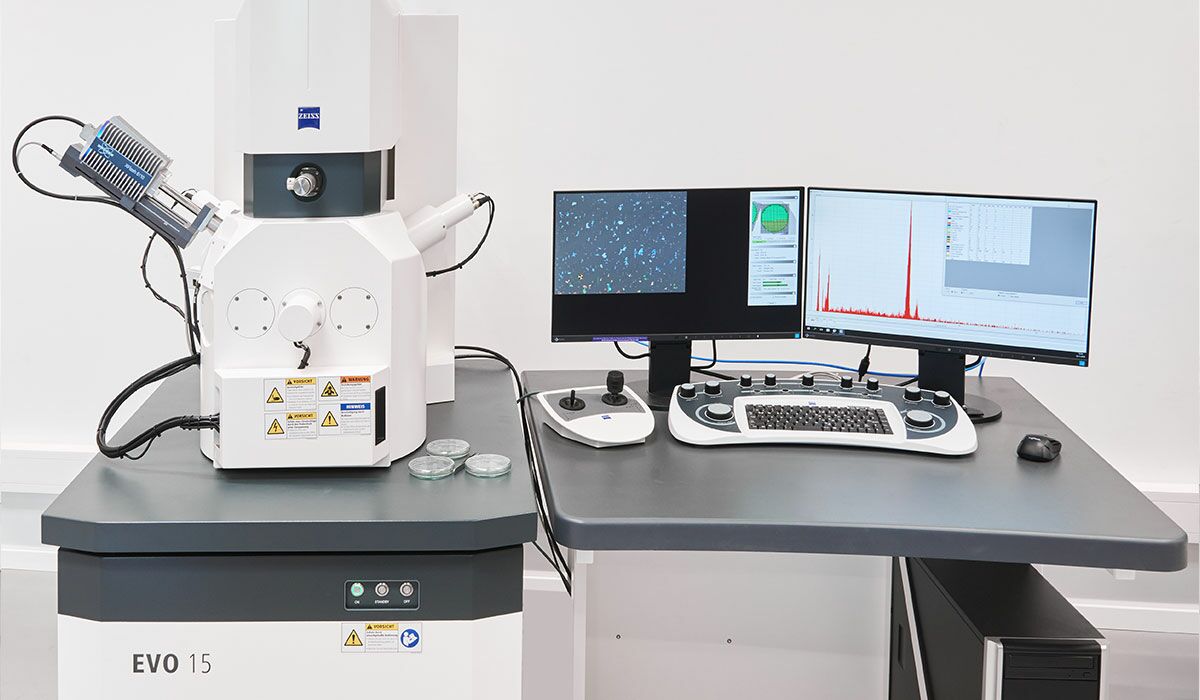 REM: Zeiss EVO MA 25 mit EDX-Detektor