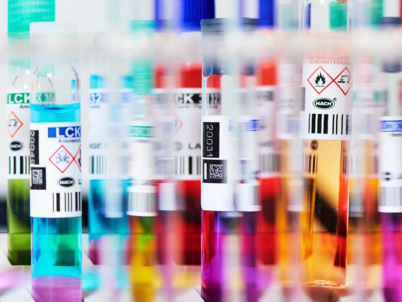 Chemische Analytik  von Wasserproben