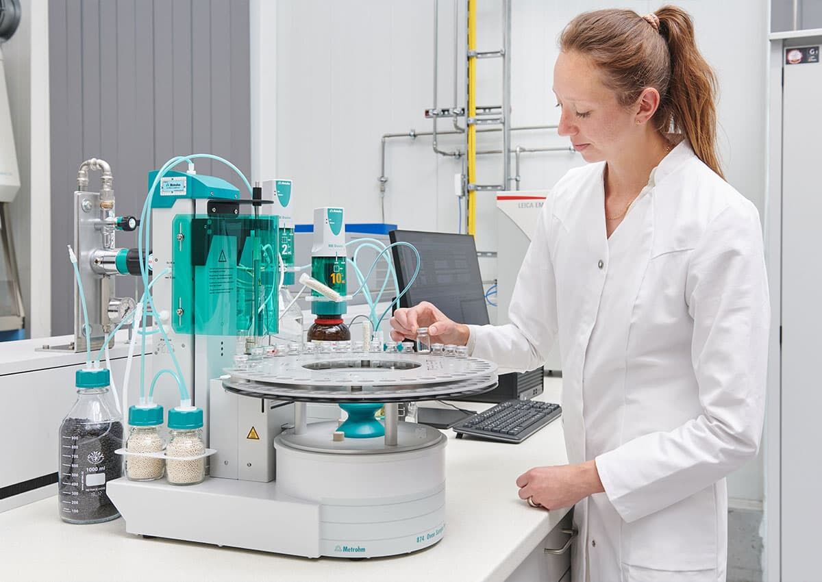 Bestimmung des Wassergehalts einer Probe mittels Karl Fischer Titration