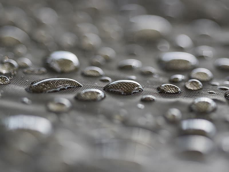 Pollutant analysis in the textile and clothing industry