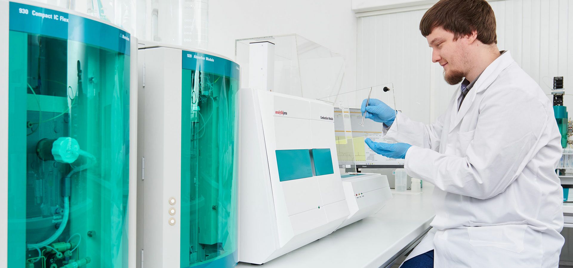 Analysis of PFAS chemicals using CIC